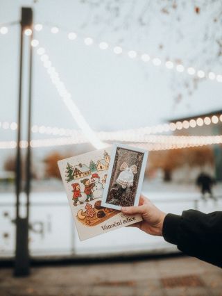 Objevte pravé kouzlo Vánoc 🎄v jedinečné dárkové kolekci CHOKLID🩵, kterou jsme vytvořili společně s našimi chocolatiery.🍫...